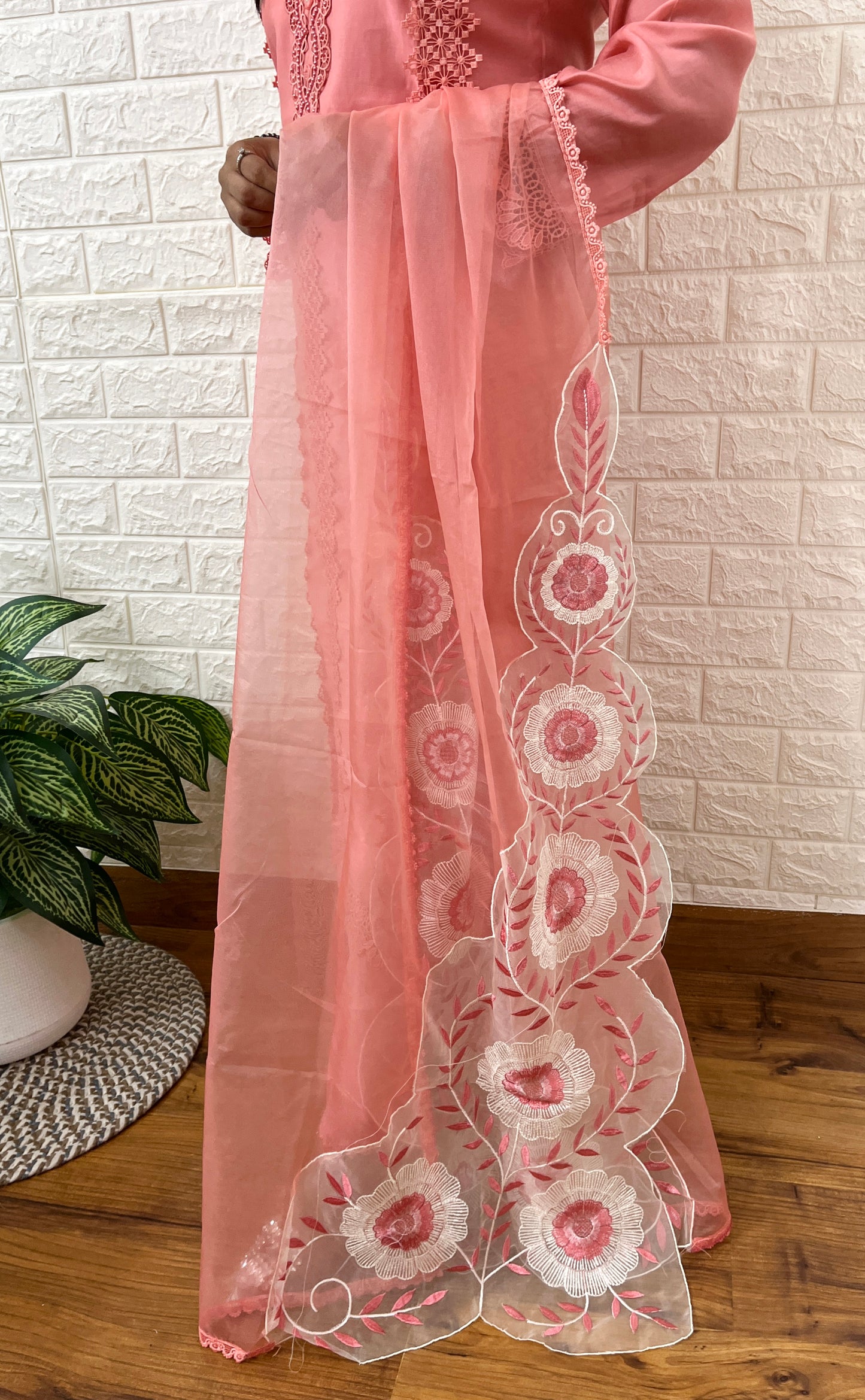 MUSLIN KURTA SUIT SET