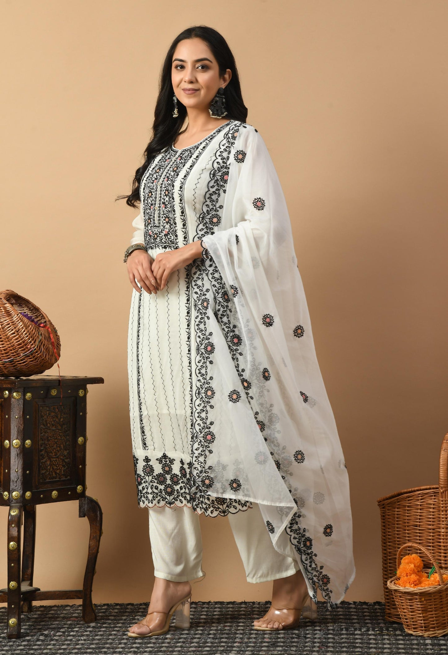 Off White Kurta Suit Set