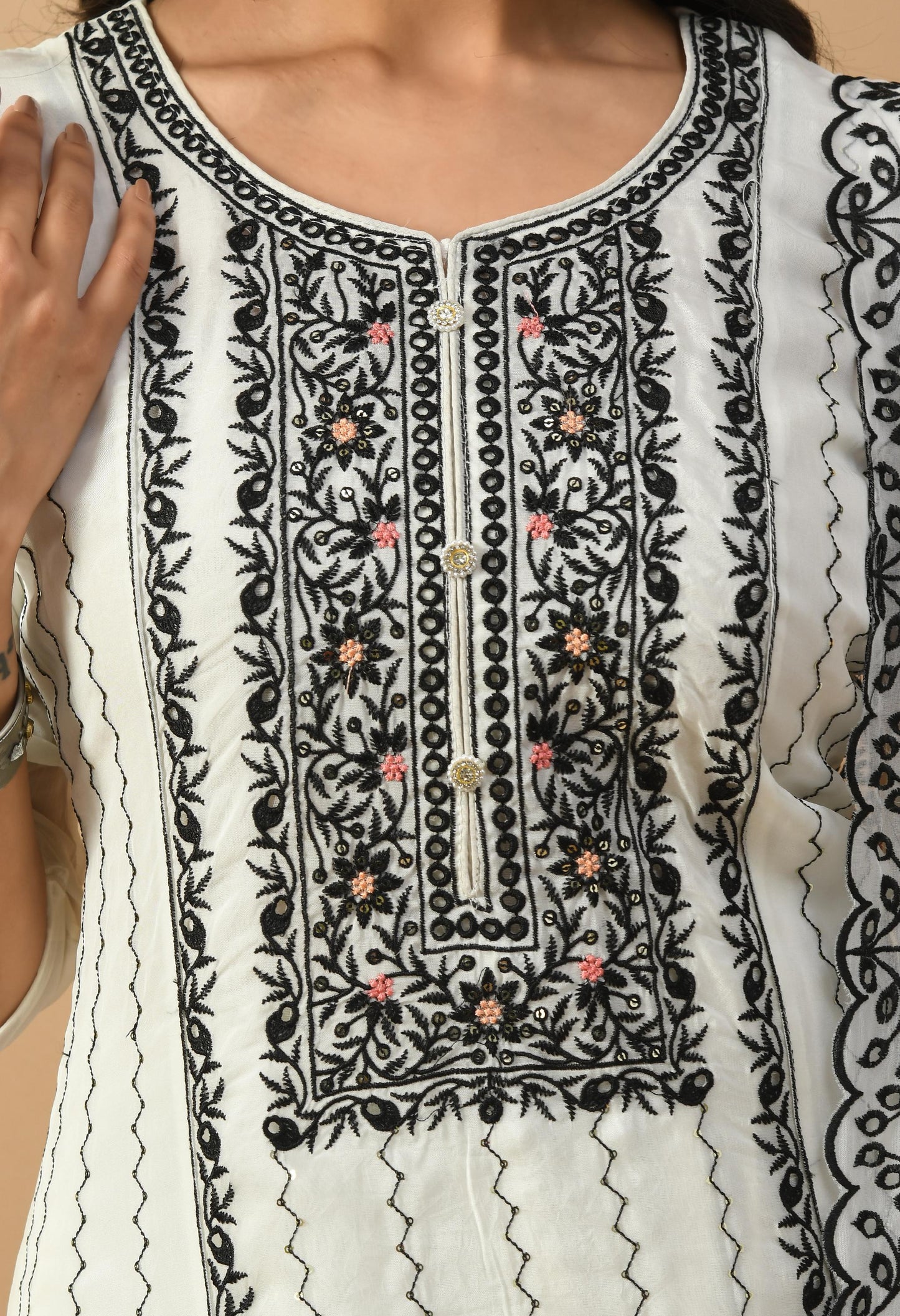 Off White Kurta Suit Set