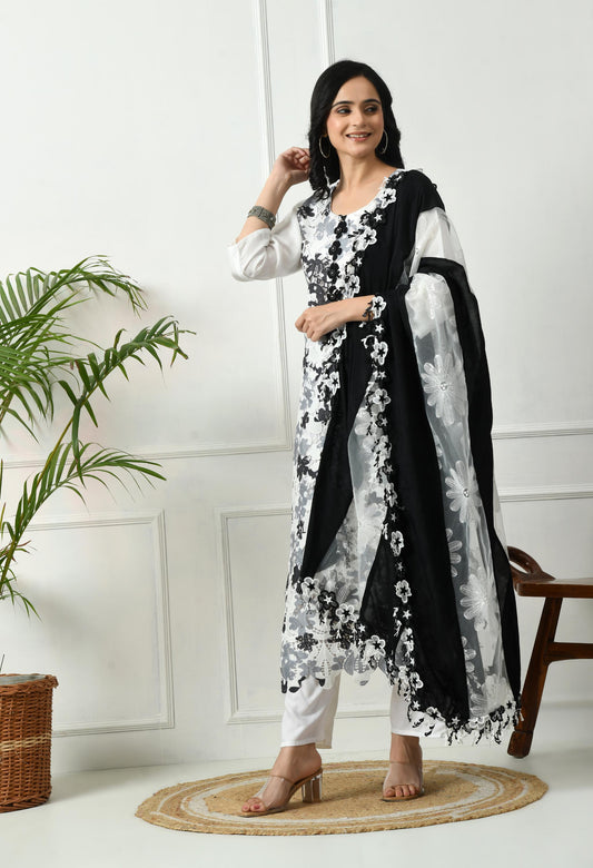 Black 'n' White Croatia Suit Set